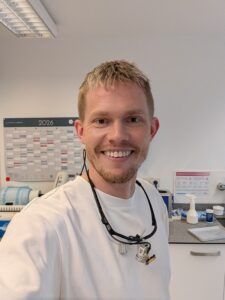 Dr. Maximilian Niesar